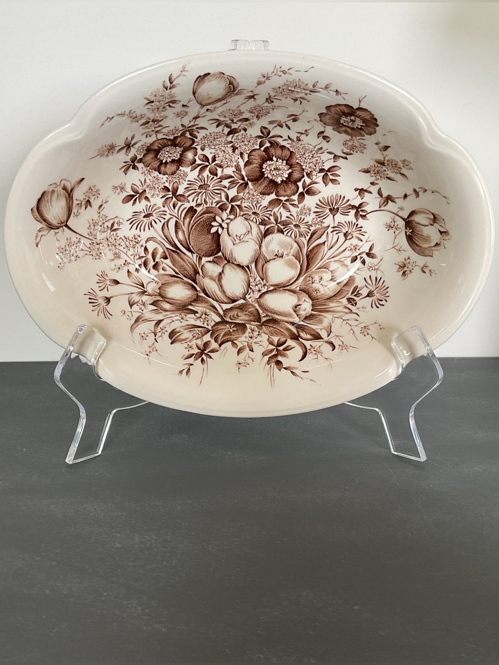 Johnson Bros Windsor Ware Devon Brown Transfer Floral Pattern Vegetable Bowl